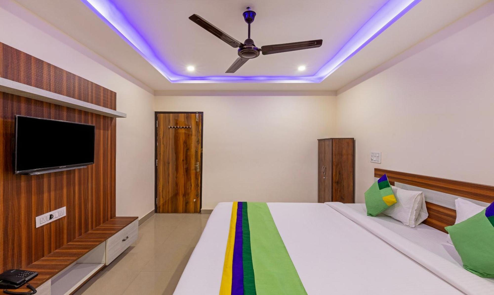 Treebo Nandi Comforts, Peenya Bangalore Bagian luar foto